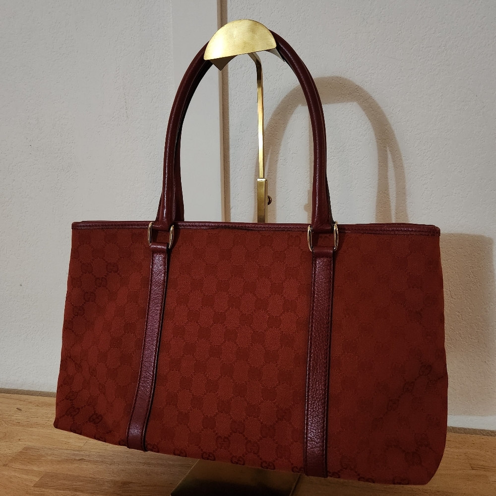 GUCCI red tote